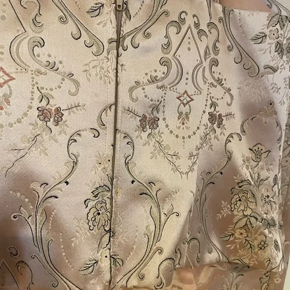 NWOT Kay Unger 2 Piece Beautiful Floral Top Blouse & Skirt Size 12 - Picture 4 of 12